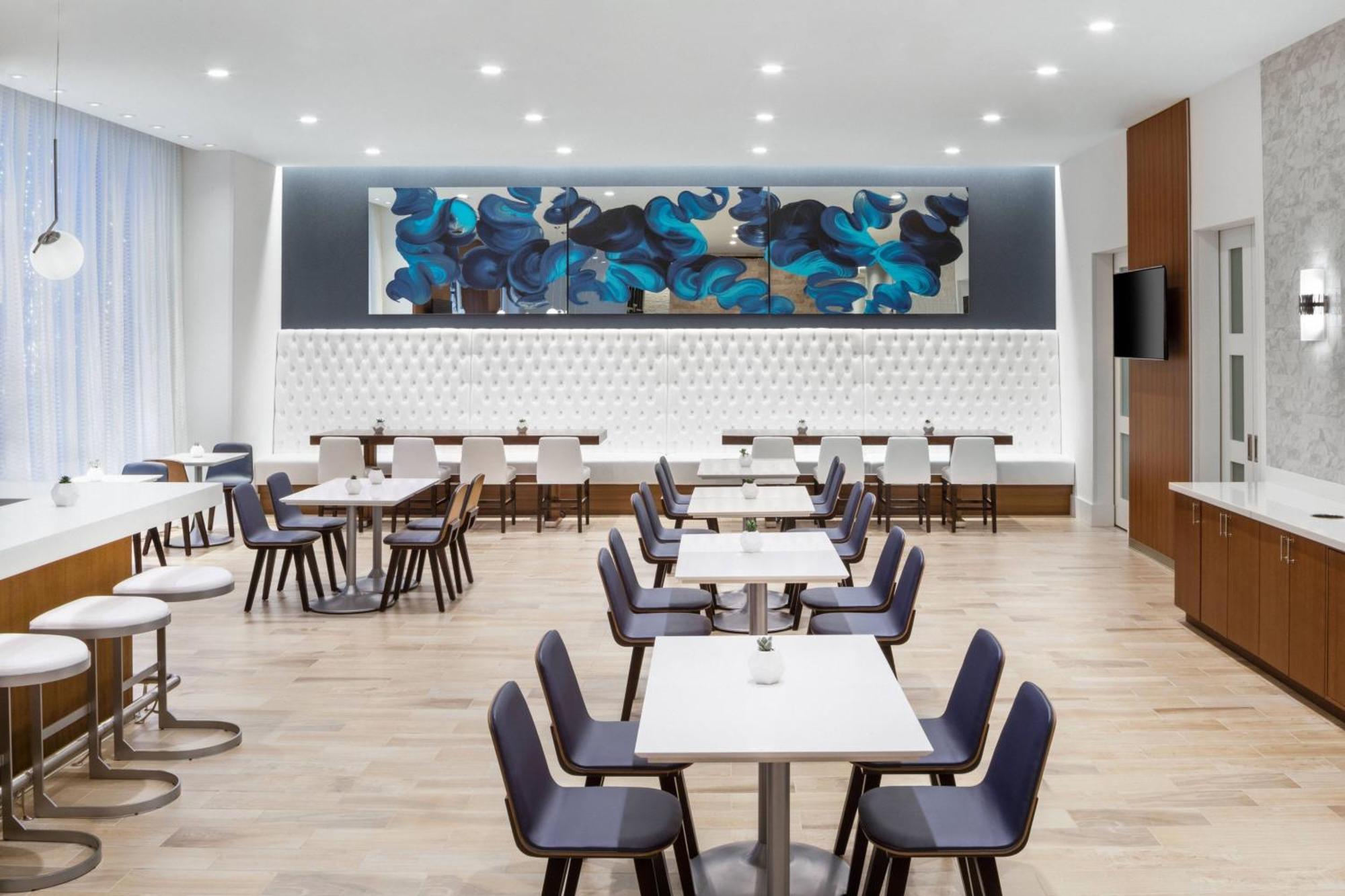 Courtyard By Marriott Stamford Downtown Exterior foto